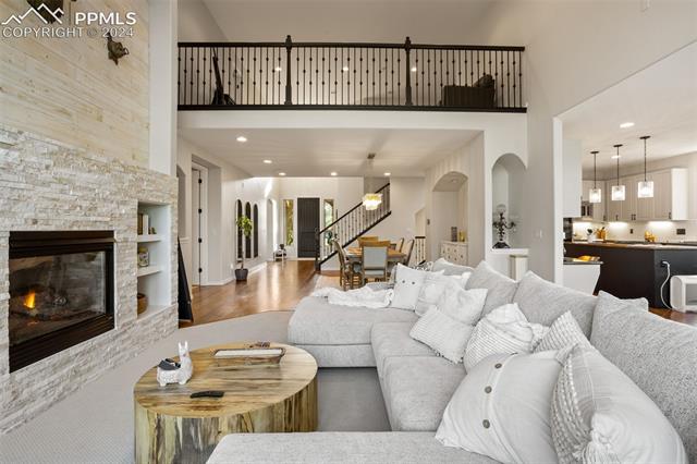 1698 Ridgetrail Lane