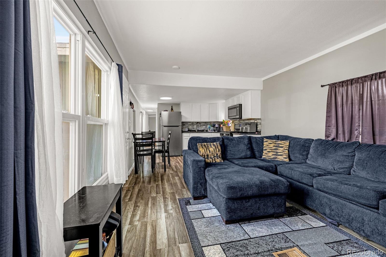 3303 N Hancock Avenue