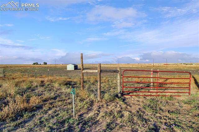 21689 Leona Homestead View
