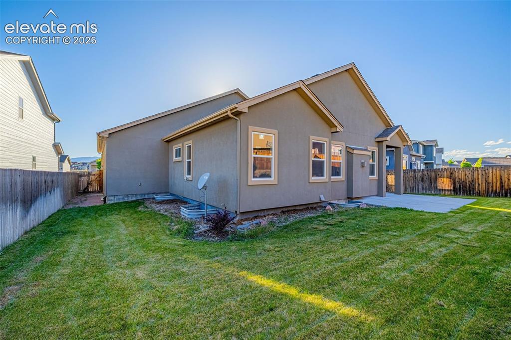 7255 Bigtooth Maple Drive