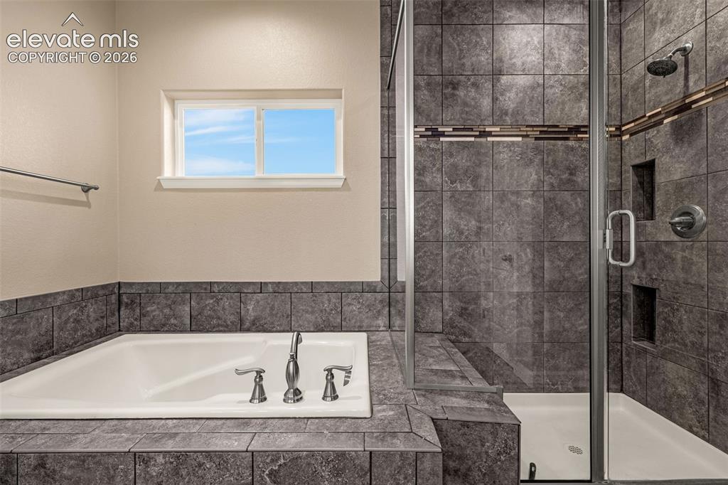7255 Bigtooth Maple Drive
