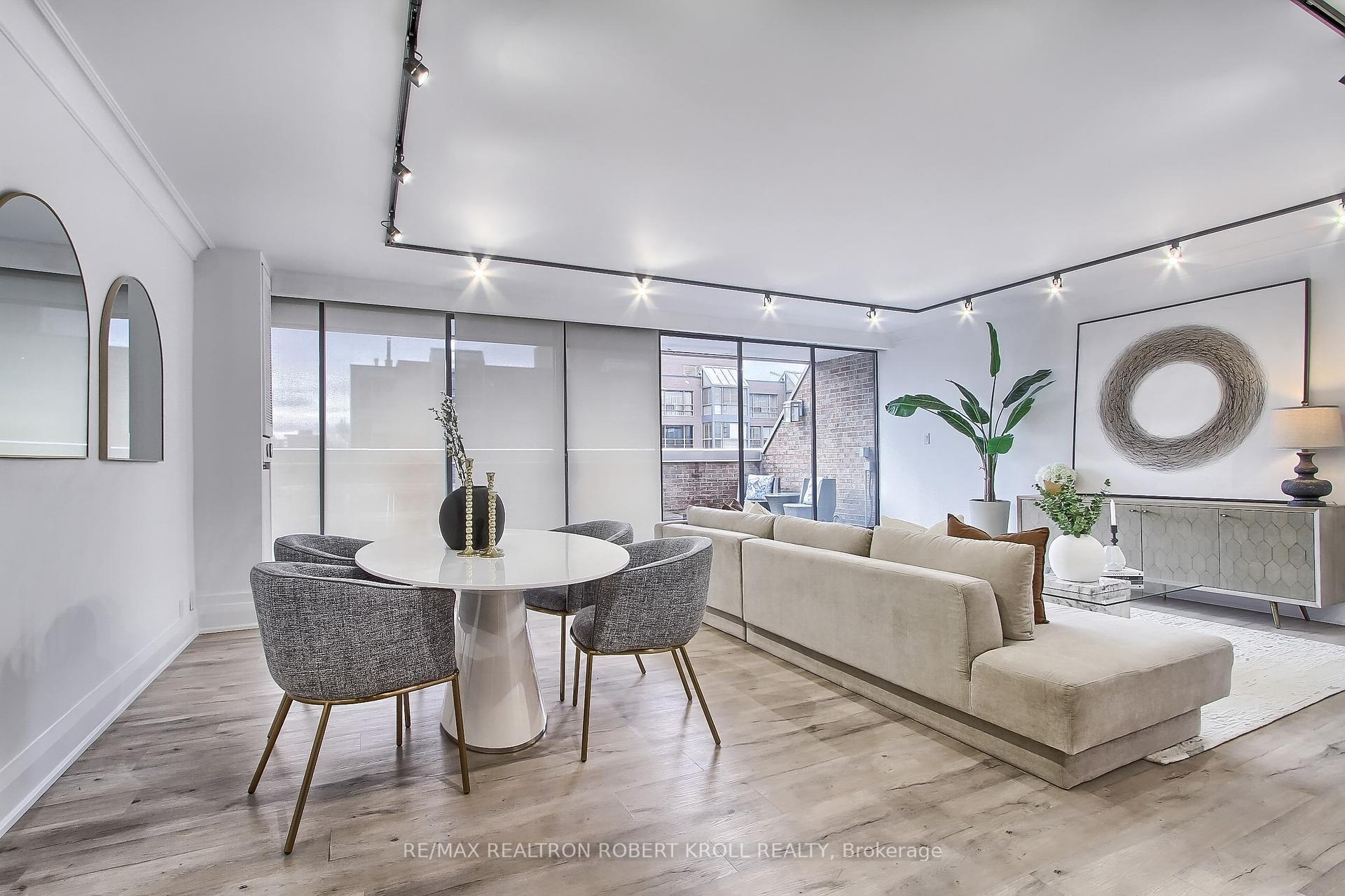 #406 - 55A Avenue Road, Toronto Unit: 406