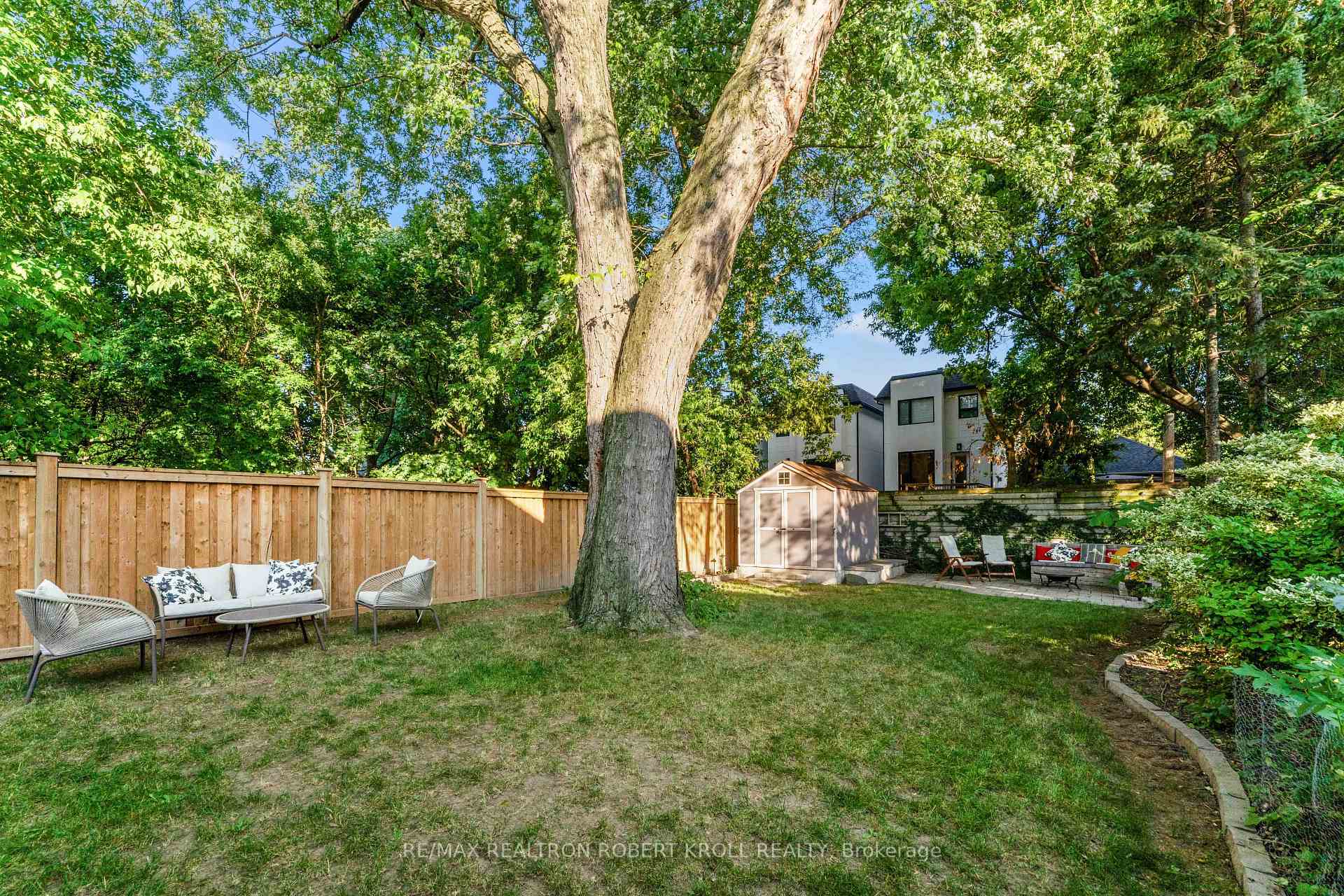 37 Johnston Avenue, Toronto C07