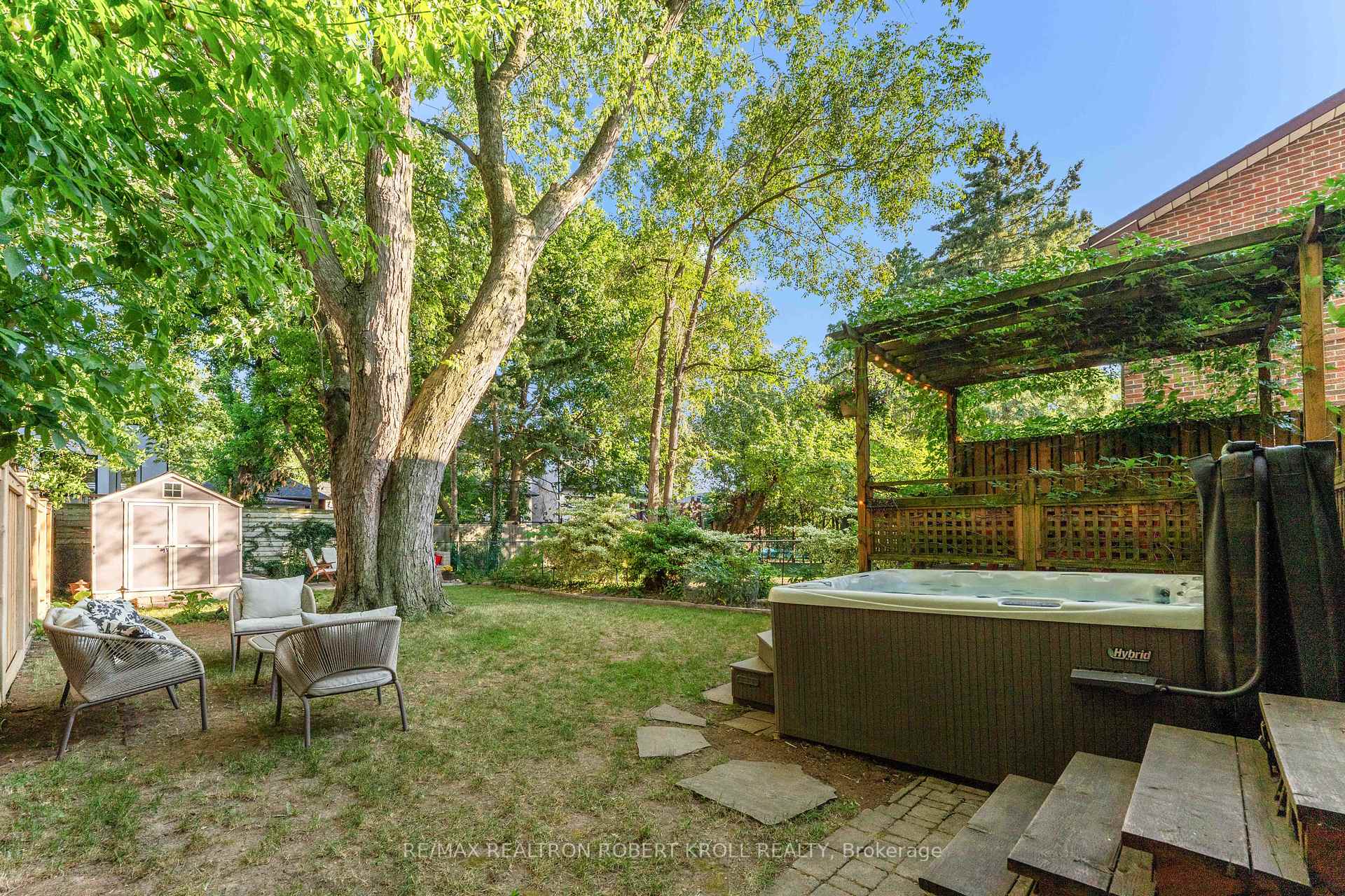 37 Johnston Avenue, Toronto C07