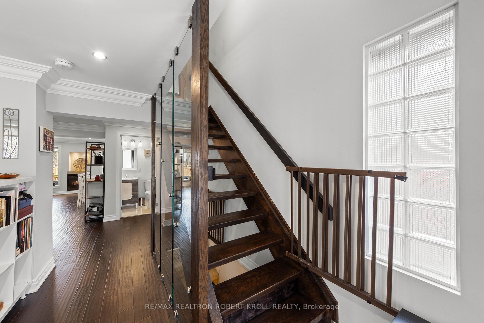 37 Johnston Avenue, Toronto C07