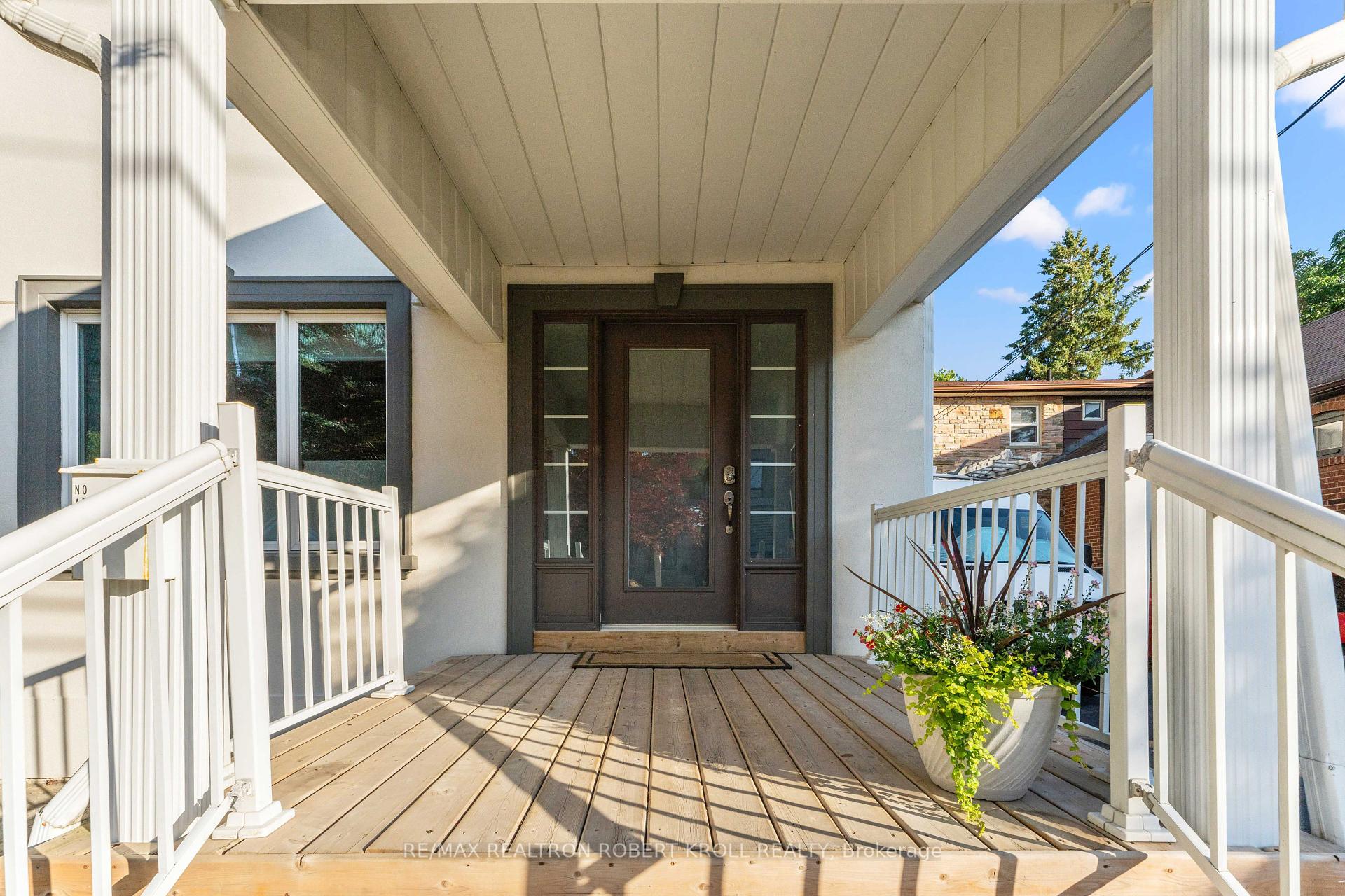37 Johnston Avenue, Toronto C07