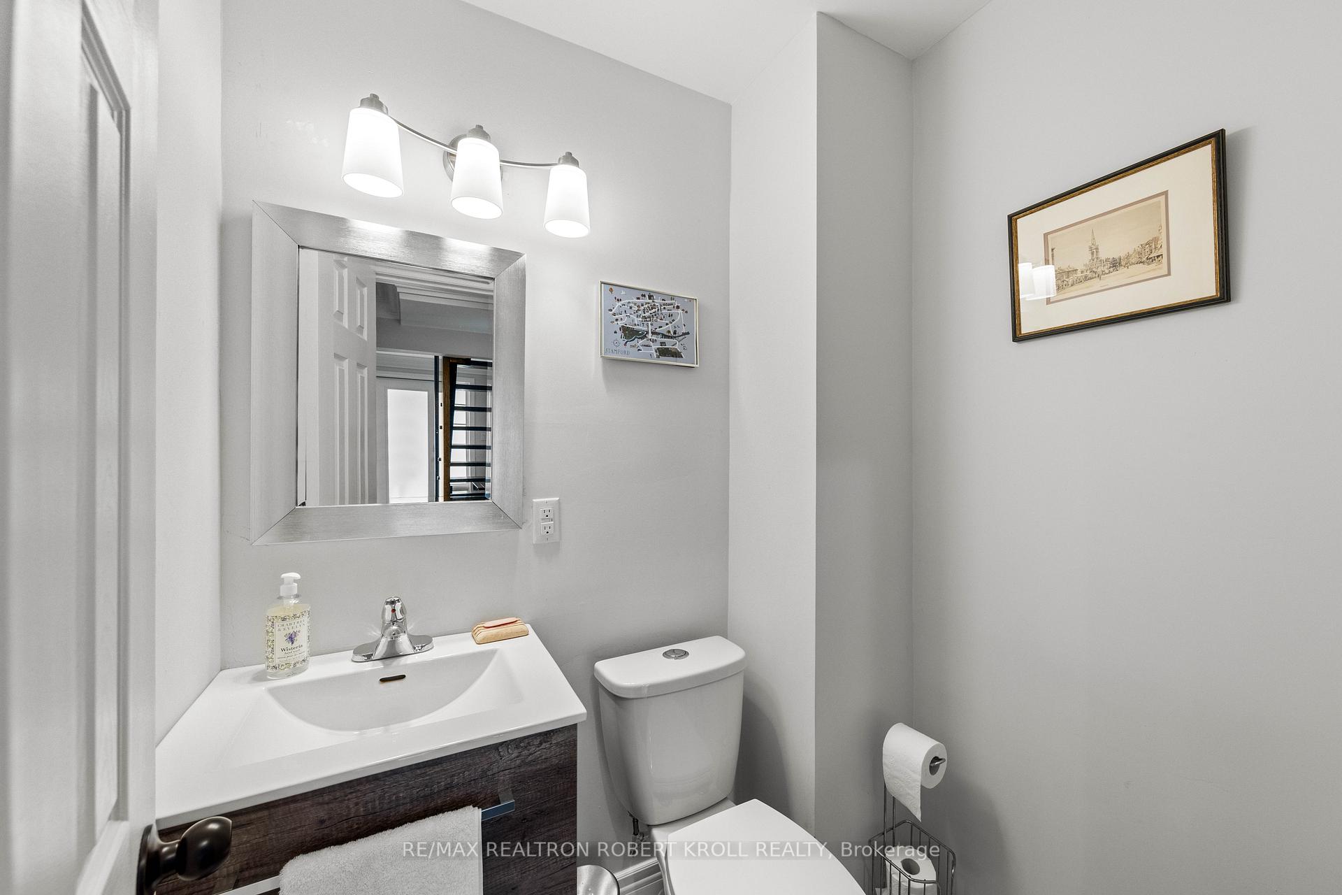 37 Johnston Avenue, Toronto C07