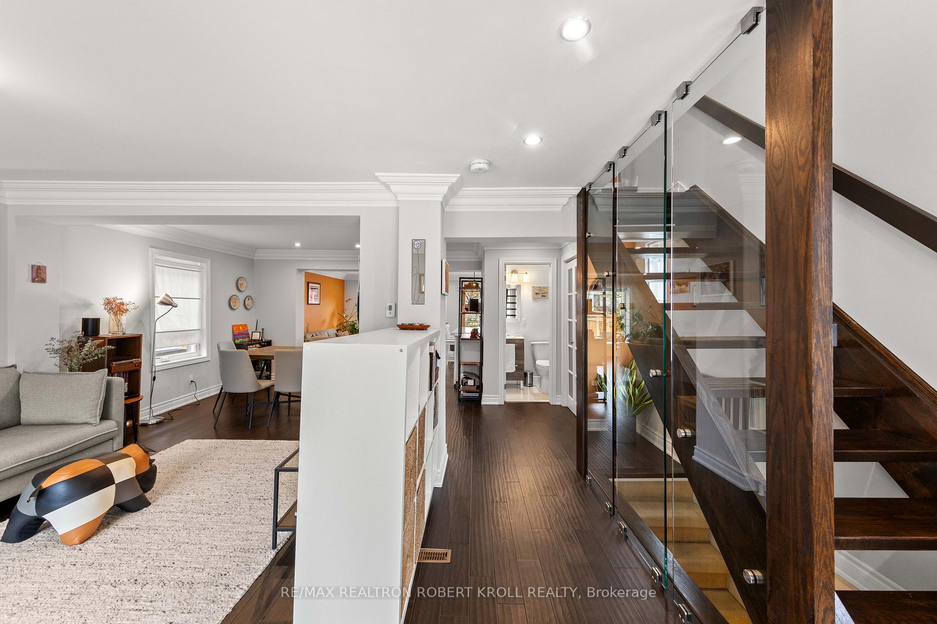 37 Johnston Avenue, Toronto C07