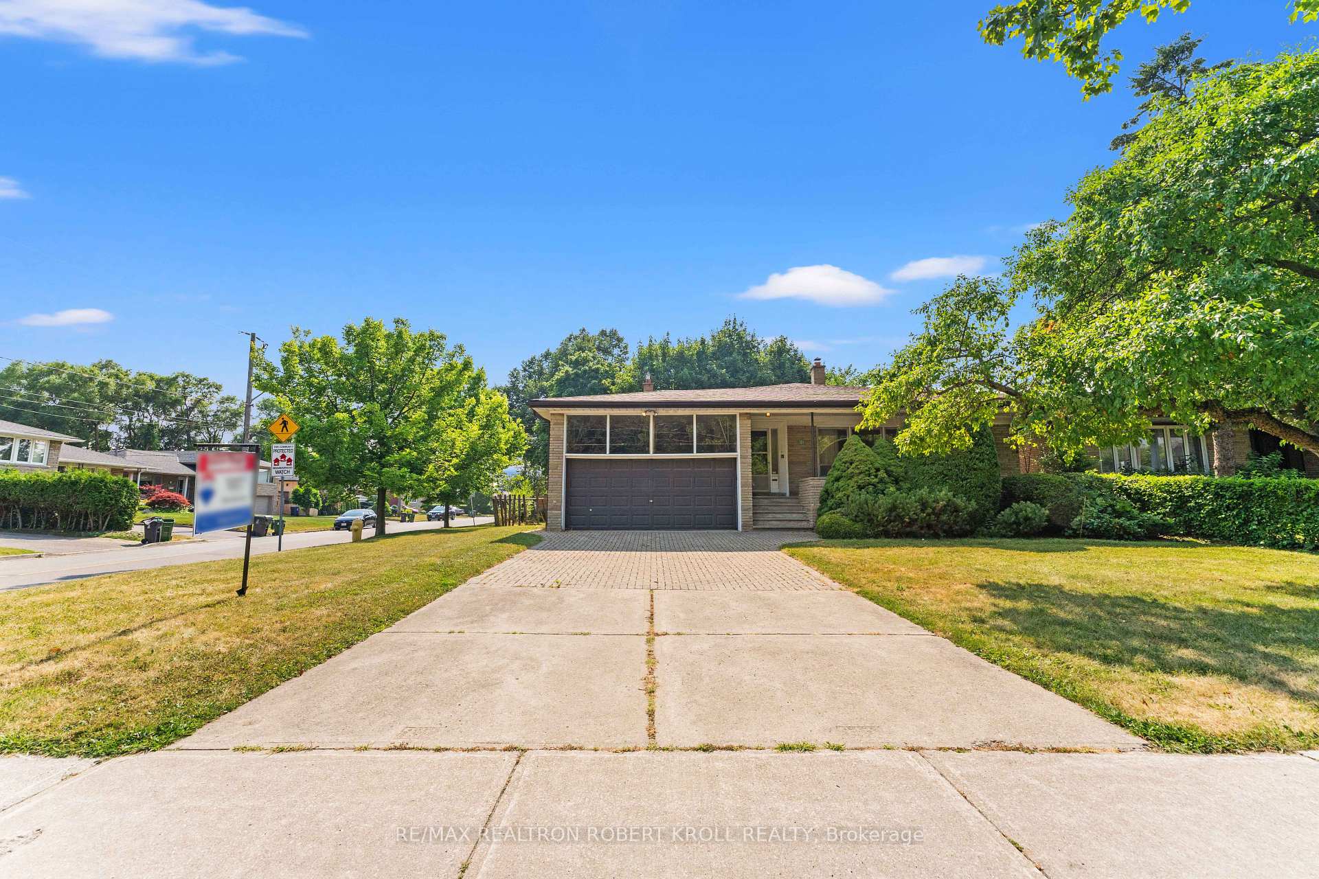 142 Faywood Boulevard, Toronto C06