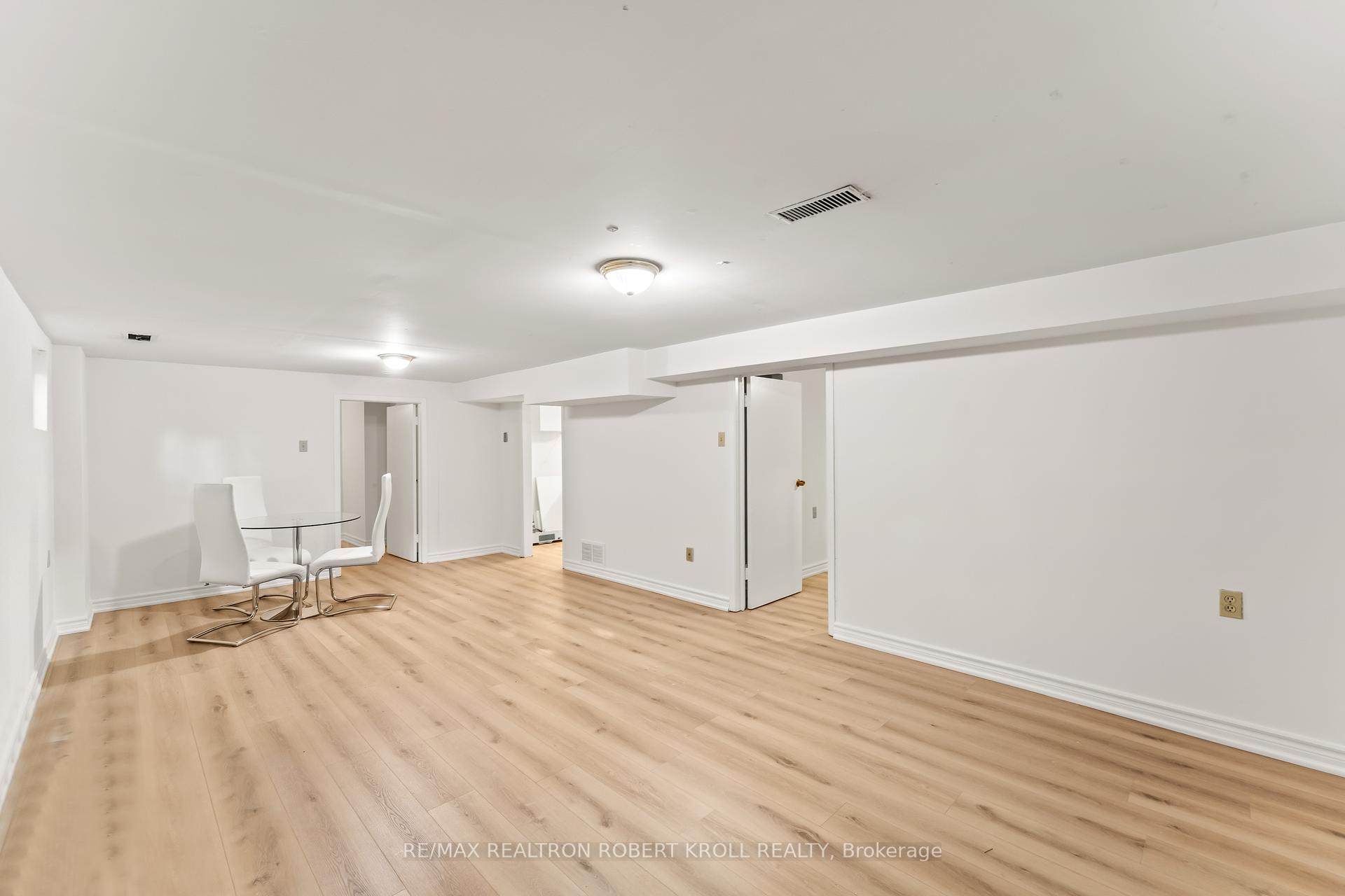 92 Elise Terrace, Toronto C07