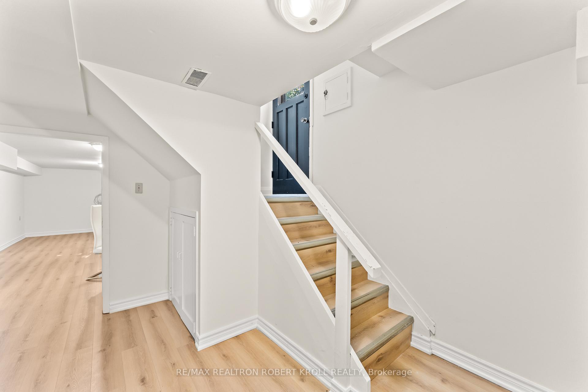 92 Elise Terrace, Toronto C07