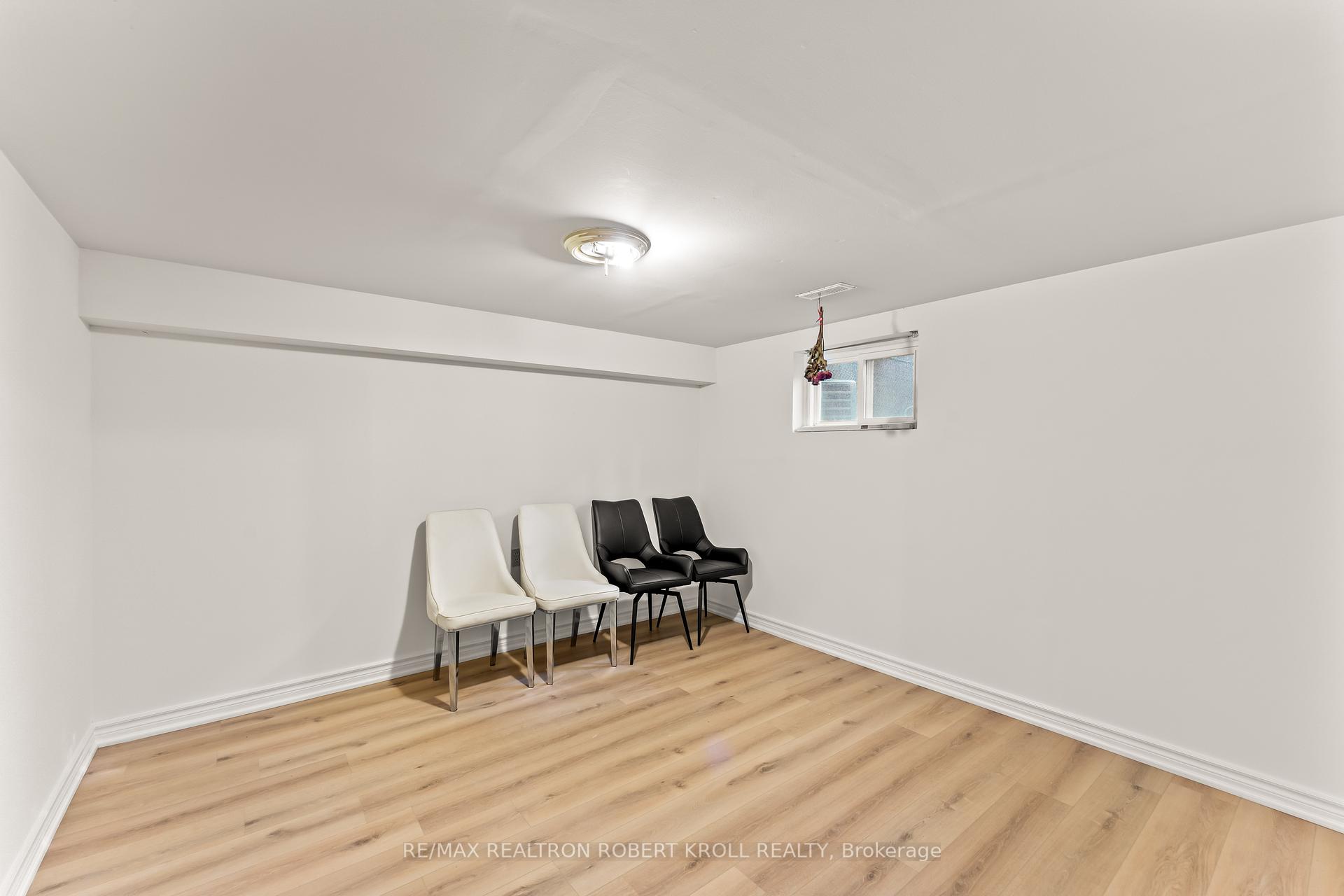 92 Elise Terrace, Toronto C07