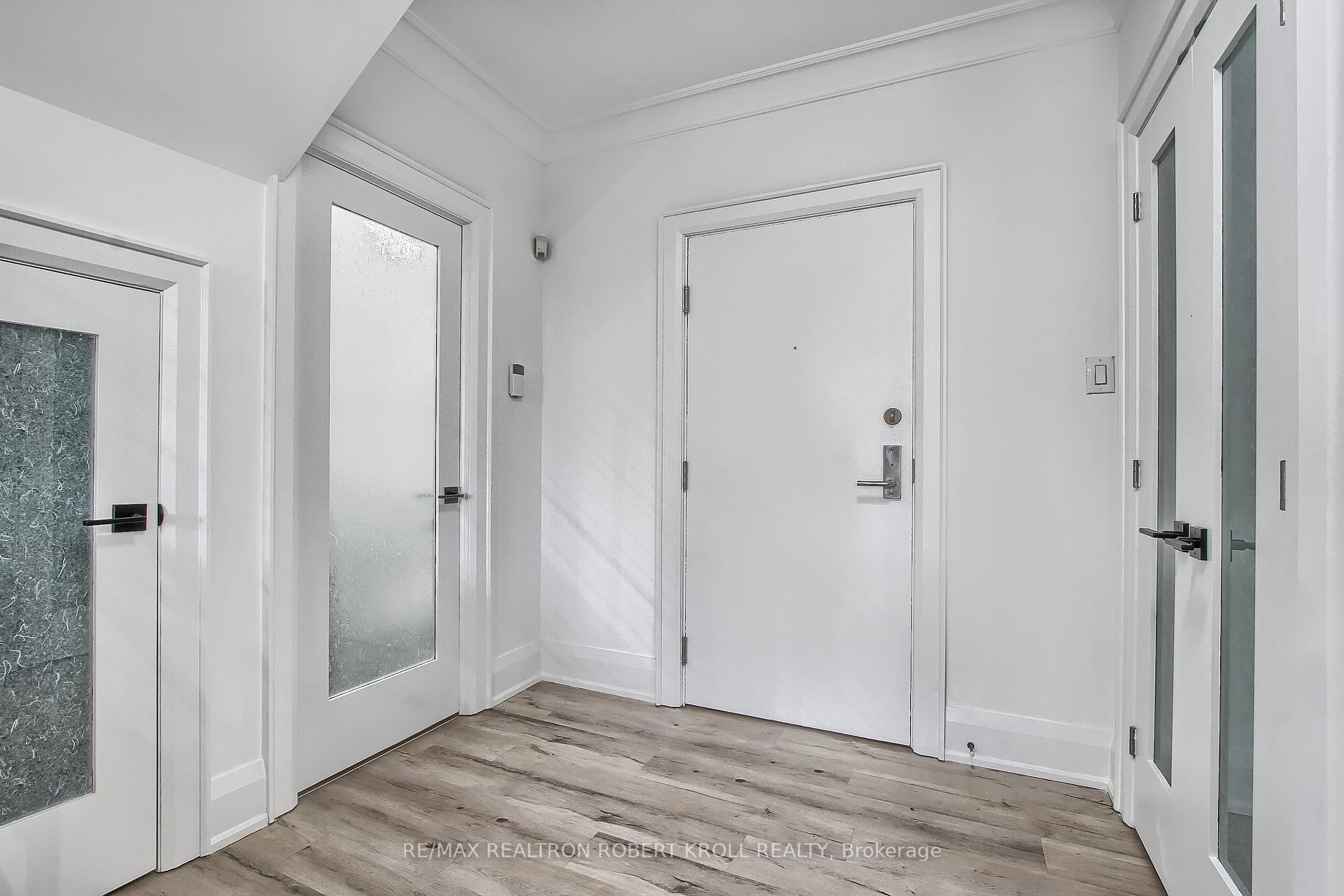 55A Avenue Road 406