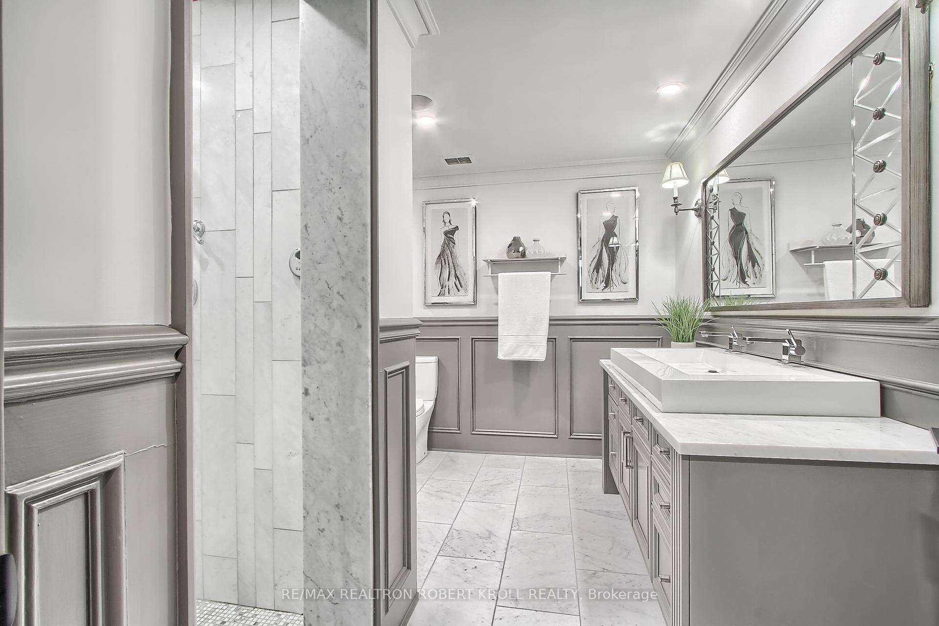 55A Avenue Road 406