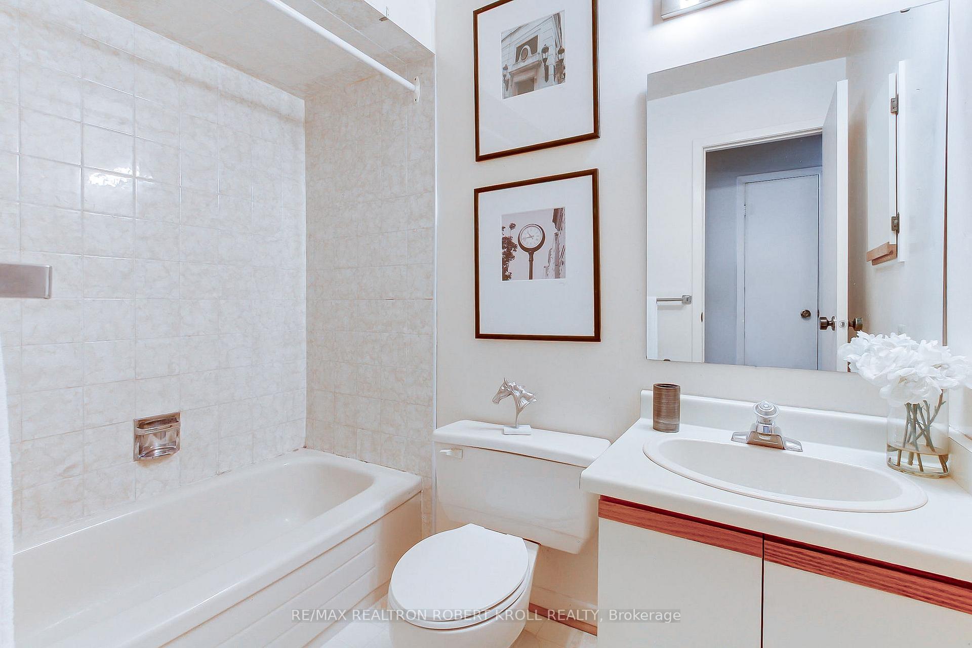 136 Stillwater Crescent