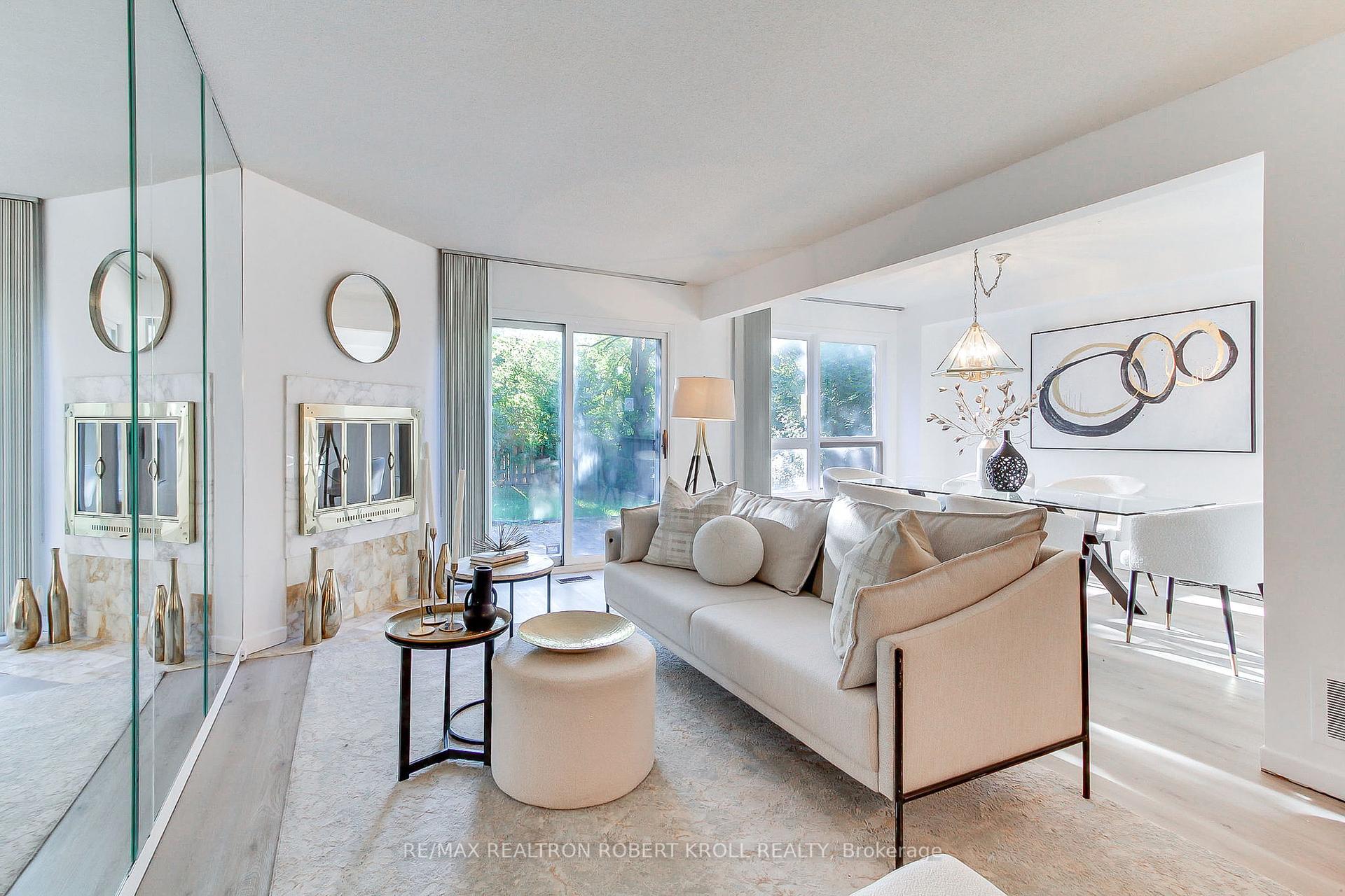 136 Stillwater Crescent