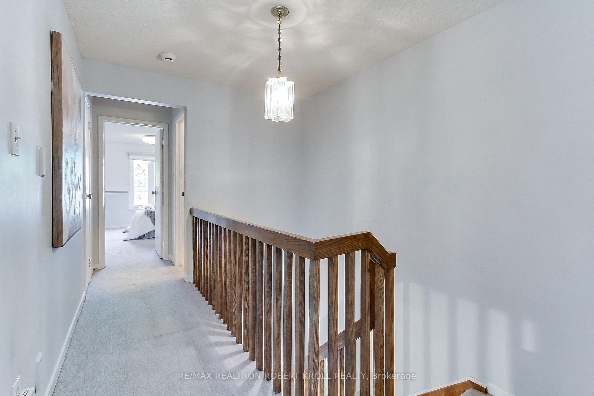 136 Stillwater Crescent