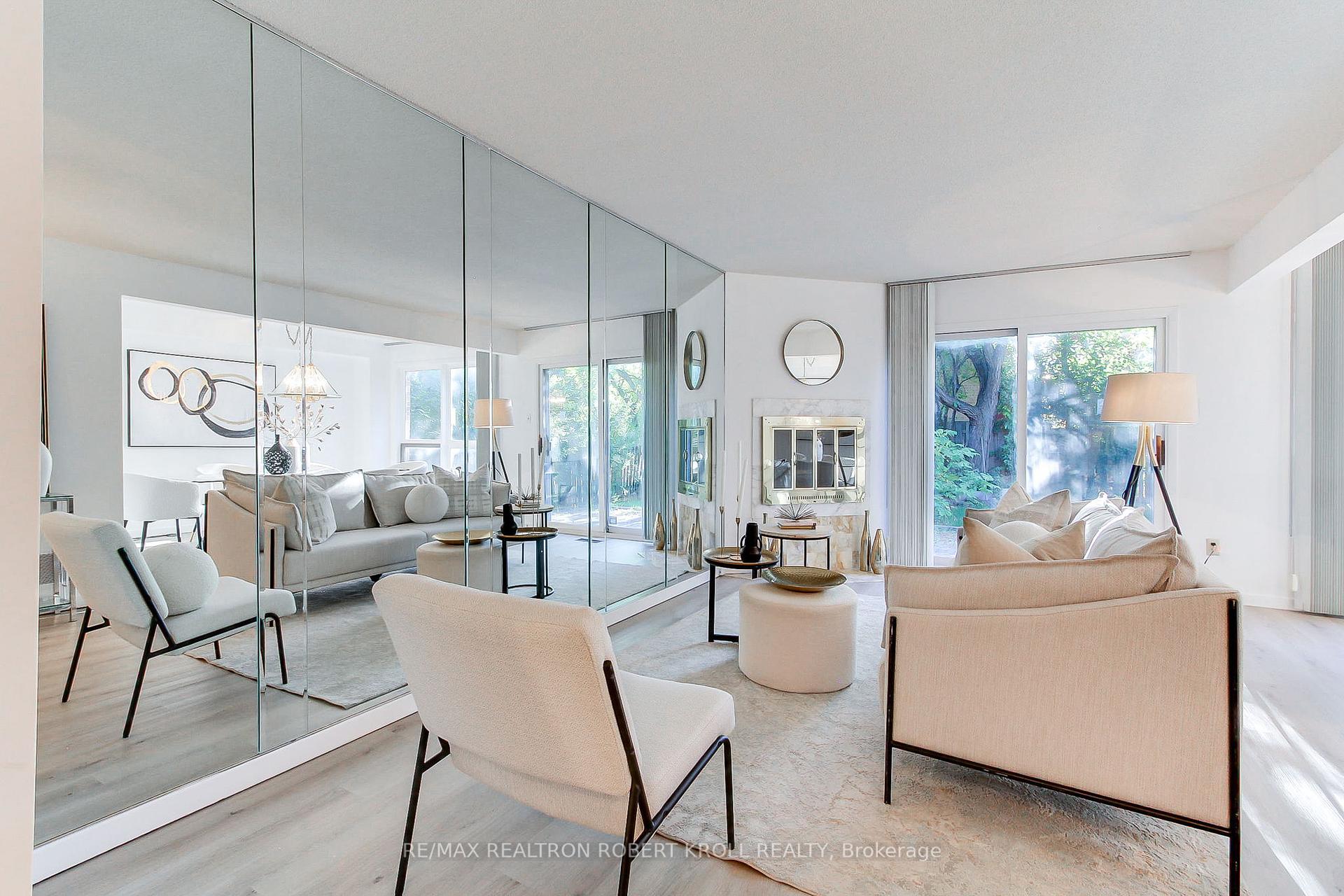 136 Stillwater Crescent