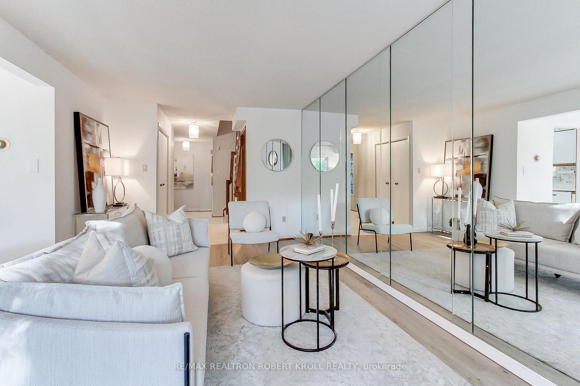 136 Stillwater Crescent