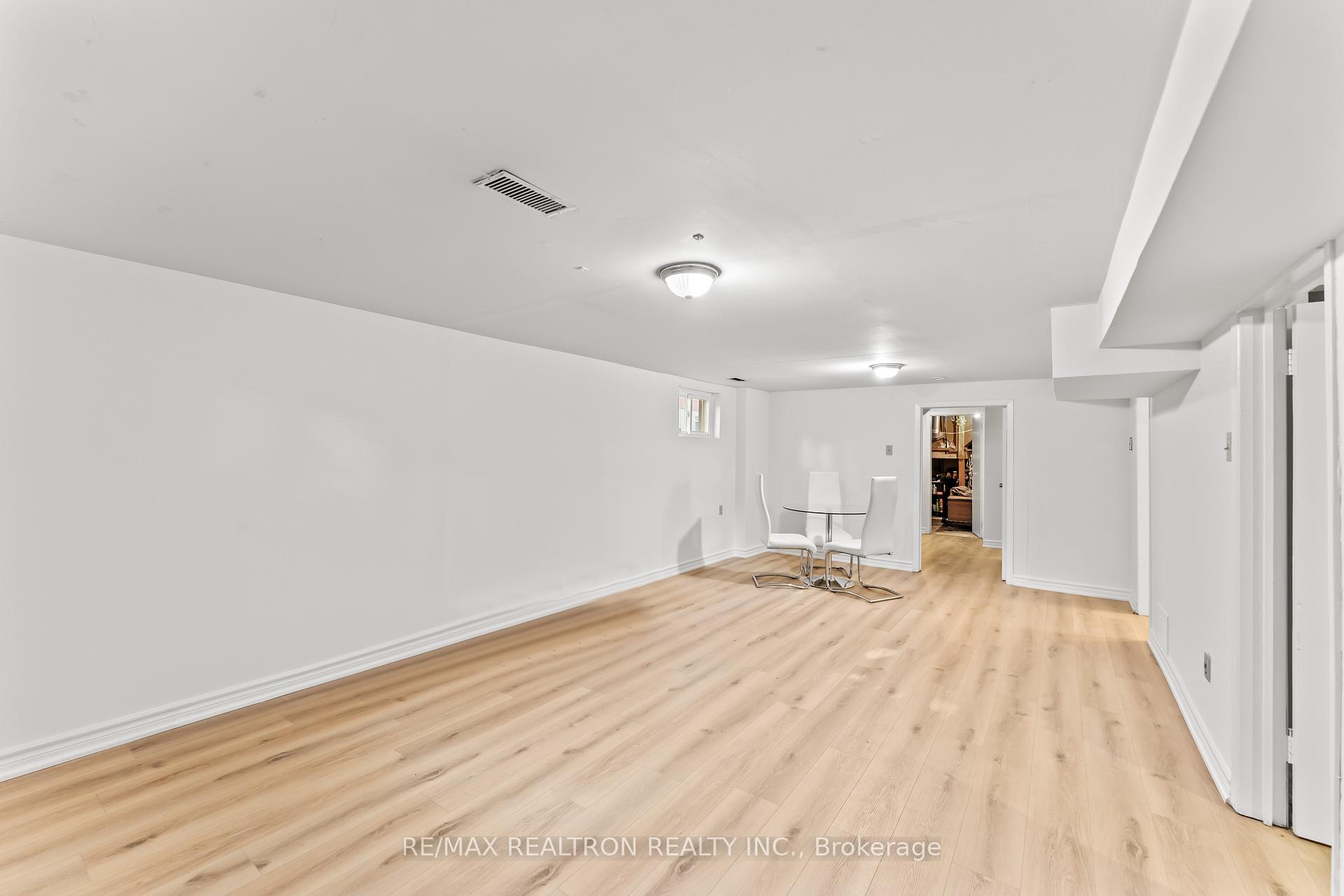 92 Elise Terrace, Toronto C07, ON M2R 2X1, Toronto C07 ON, M2R 2X1