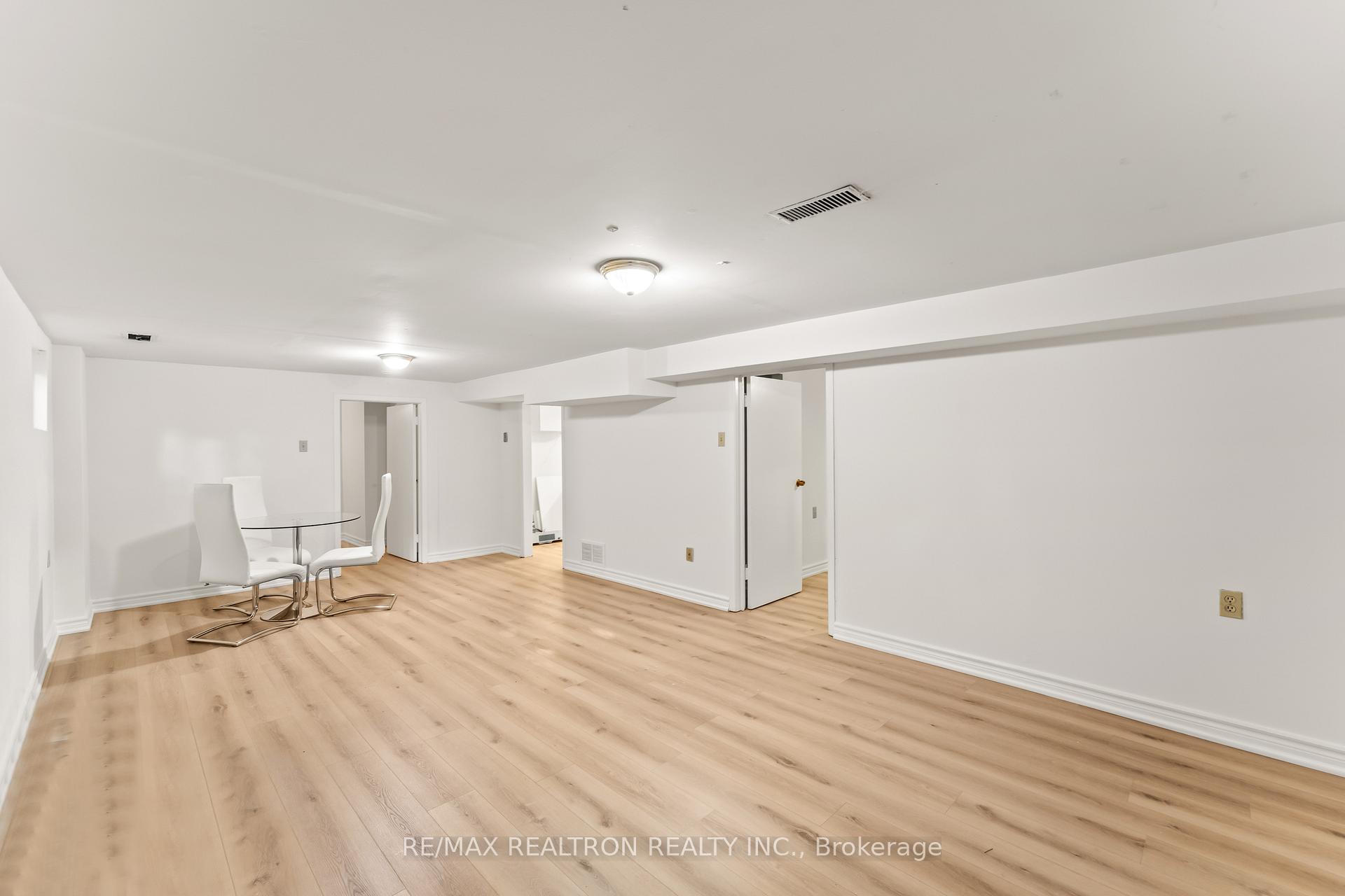 92 Elise Terrace, Toronto C07, ON M2R 2X1, Toronto C07 ON, M2R 2X1