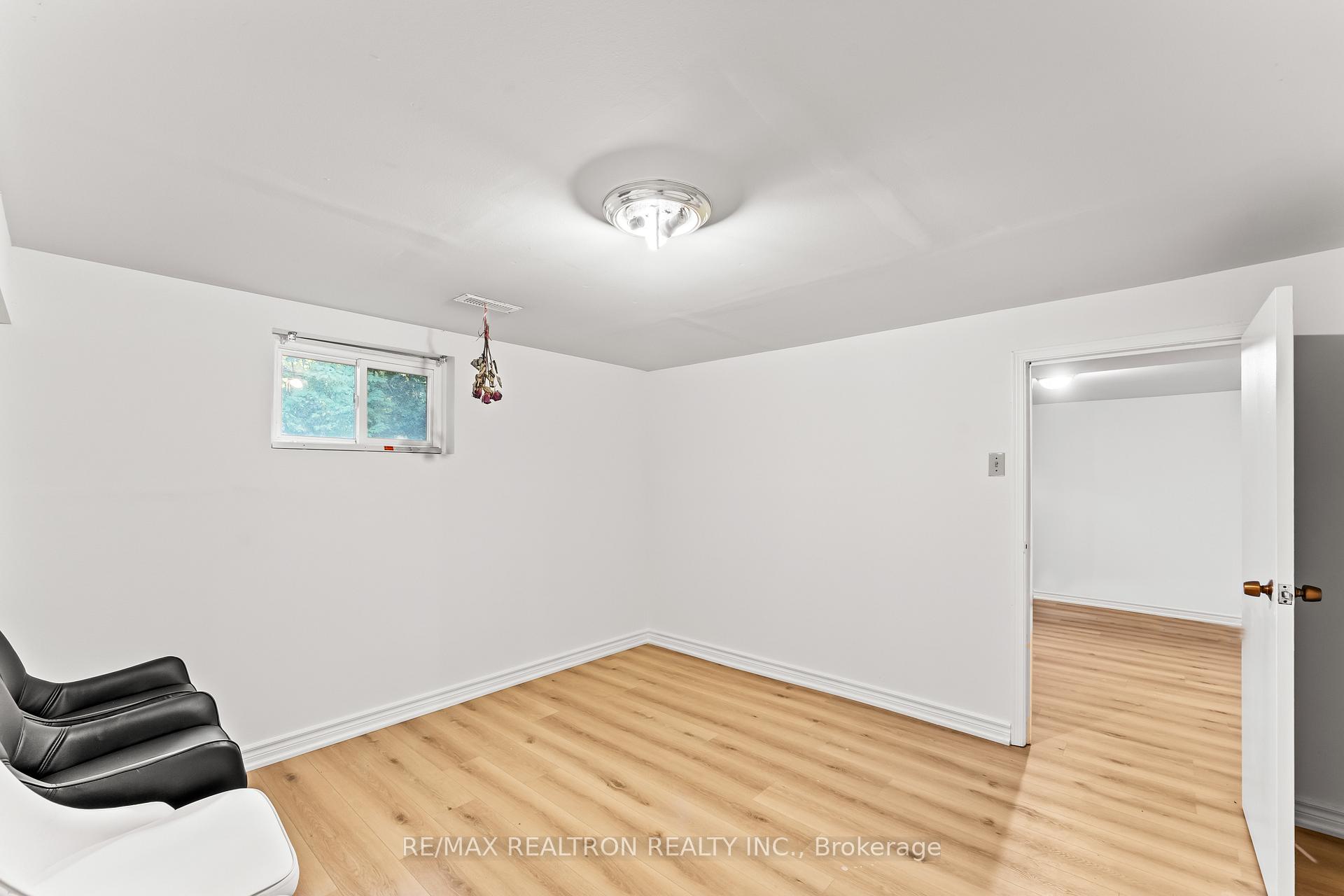 92 Elise Terrace, Toronto C07, ON M2R 2X1, Toronto C07 ON, M2R 2X1