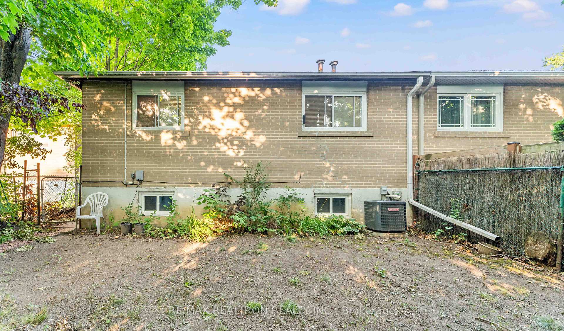 92 Elise Terrace, Toronto C07, ON M2R 2X1, Toronto C07 ON, M2R 2X1