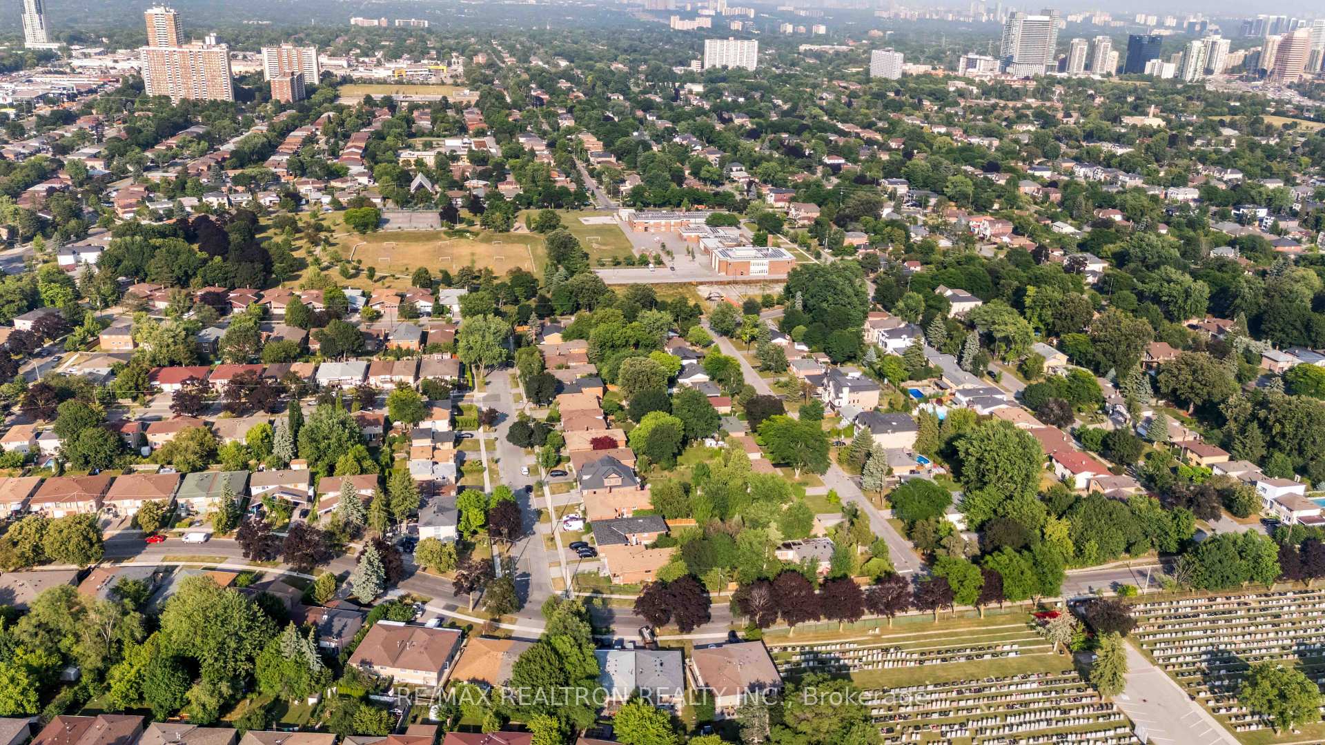 92 Elise Terrace, Toronto C07, ON M2R 2X1, Toronto C07 ON, M2R 2X1