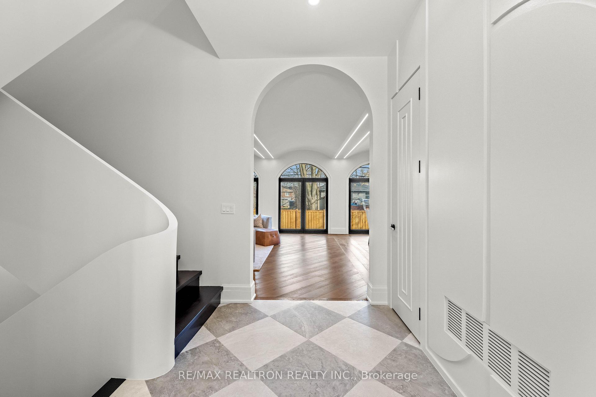 38 Ridgevale Drive