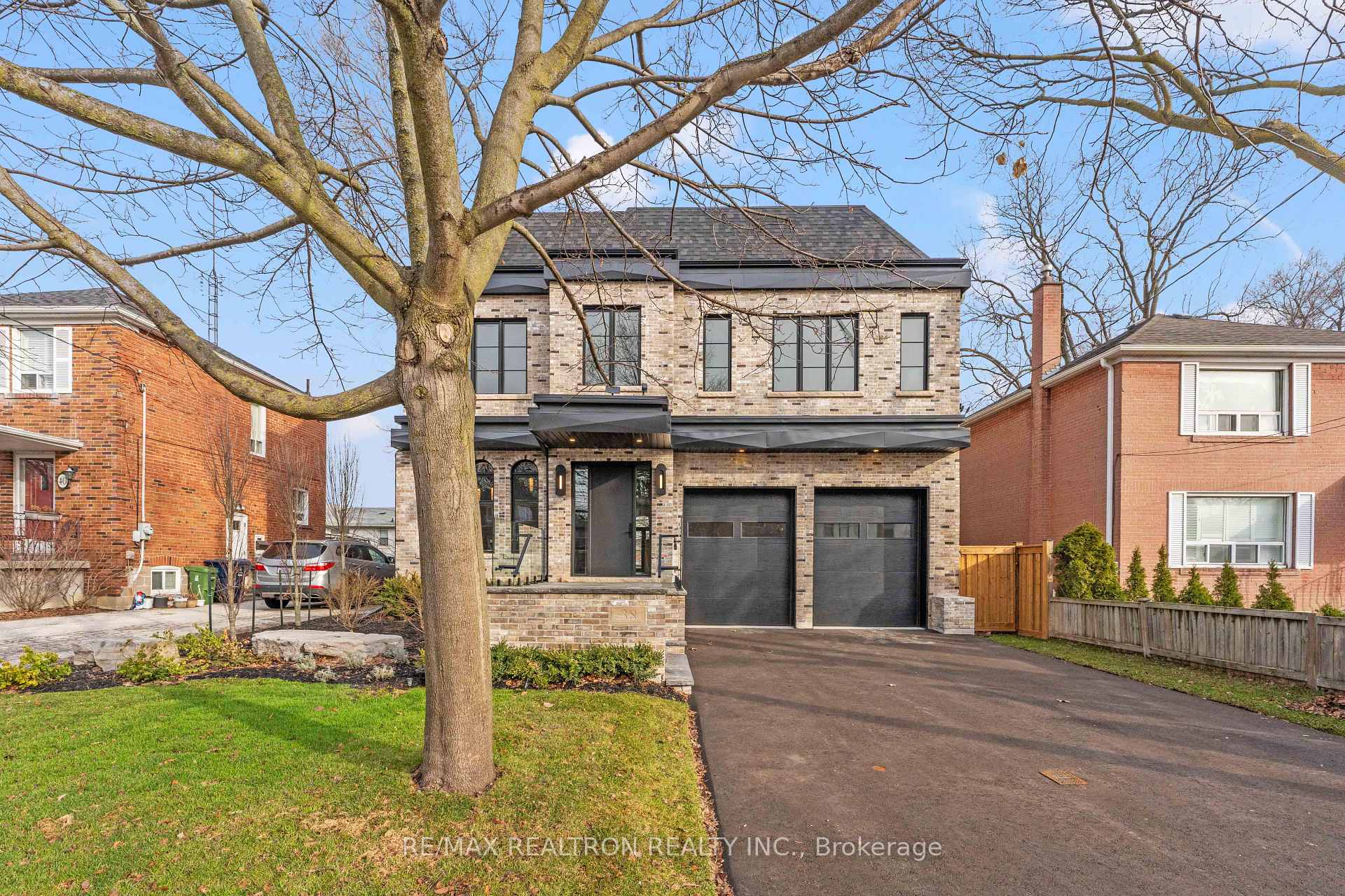 38 Ridgevale Drive
