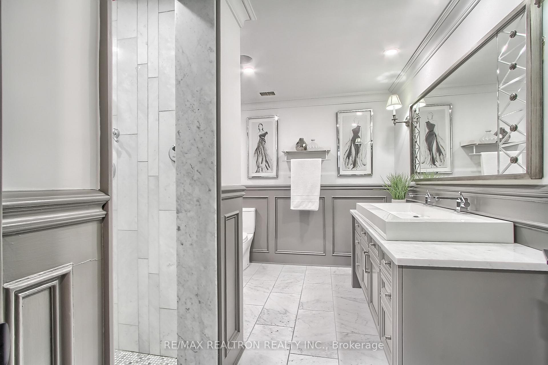55A Avenue Road 406
