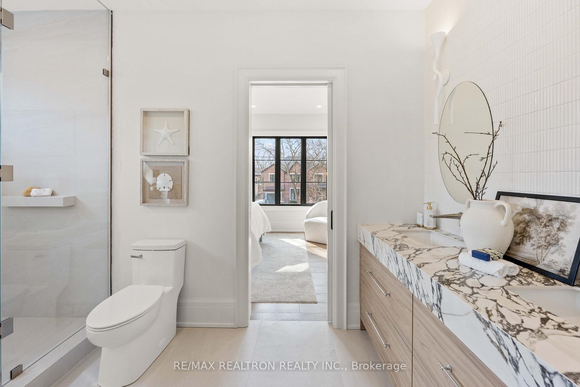 38 Ridgevale Drive, Toronto