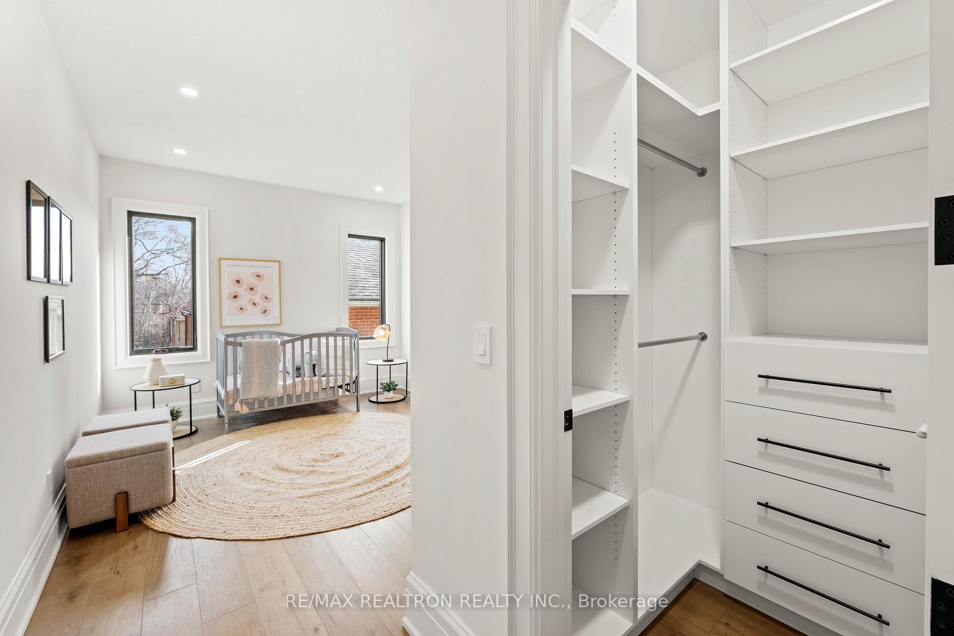 38 Ridgevale Drive, Toronto