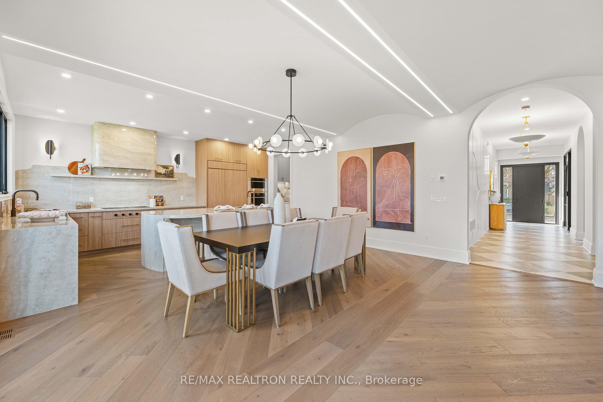 38 Ridgevale Drive, Toronto