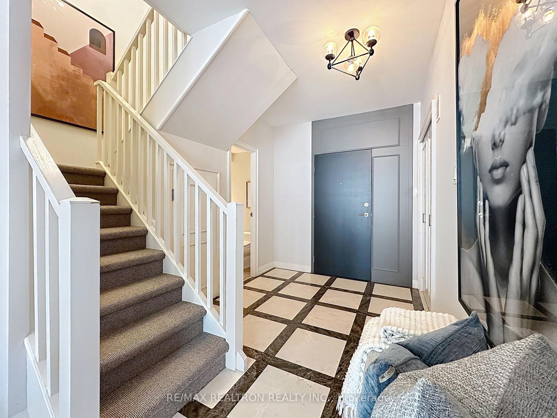 55A Avenue Road 412, Toronto Unit: 412