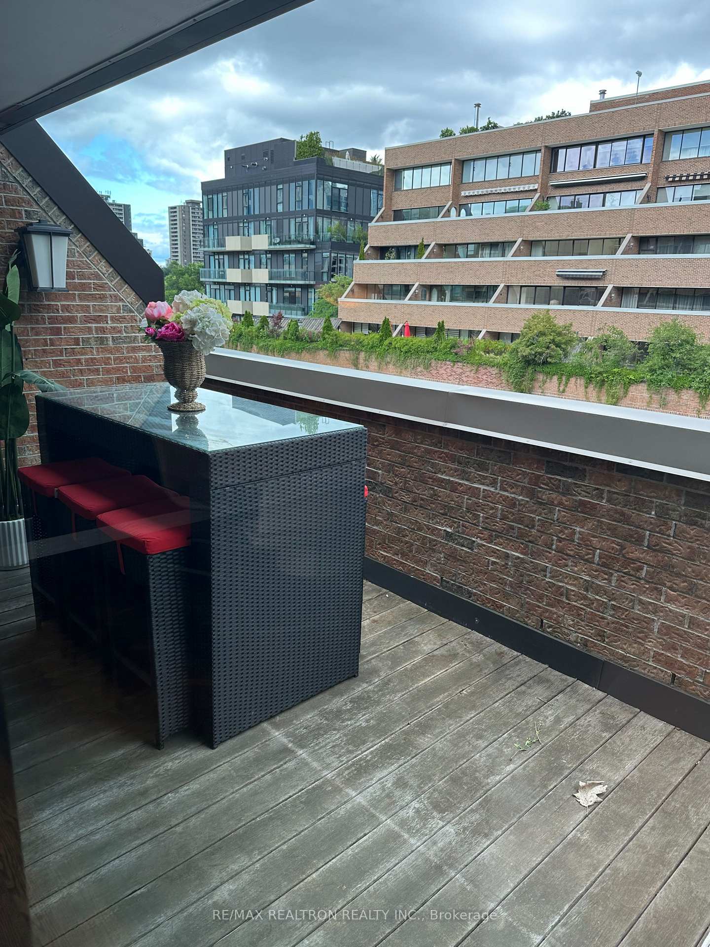 55A Avenue Road 412, Toronto Unit: 412