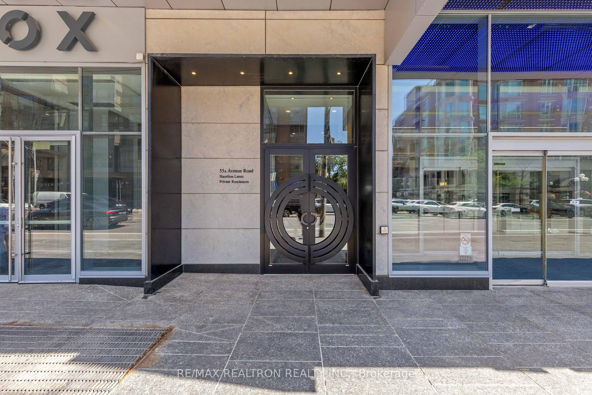 55A Avenue Road 412, Toronto Unit: 412