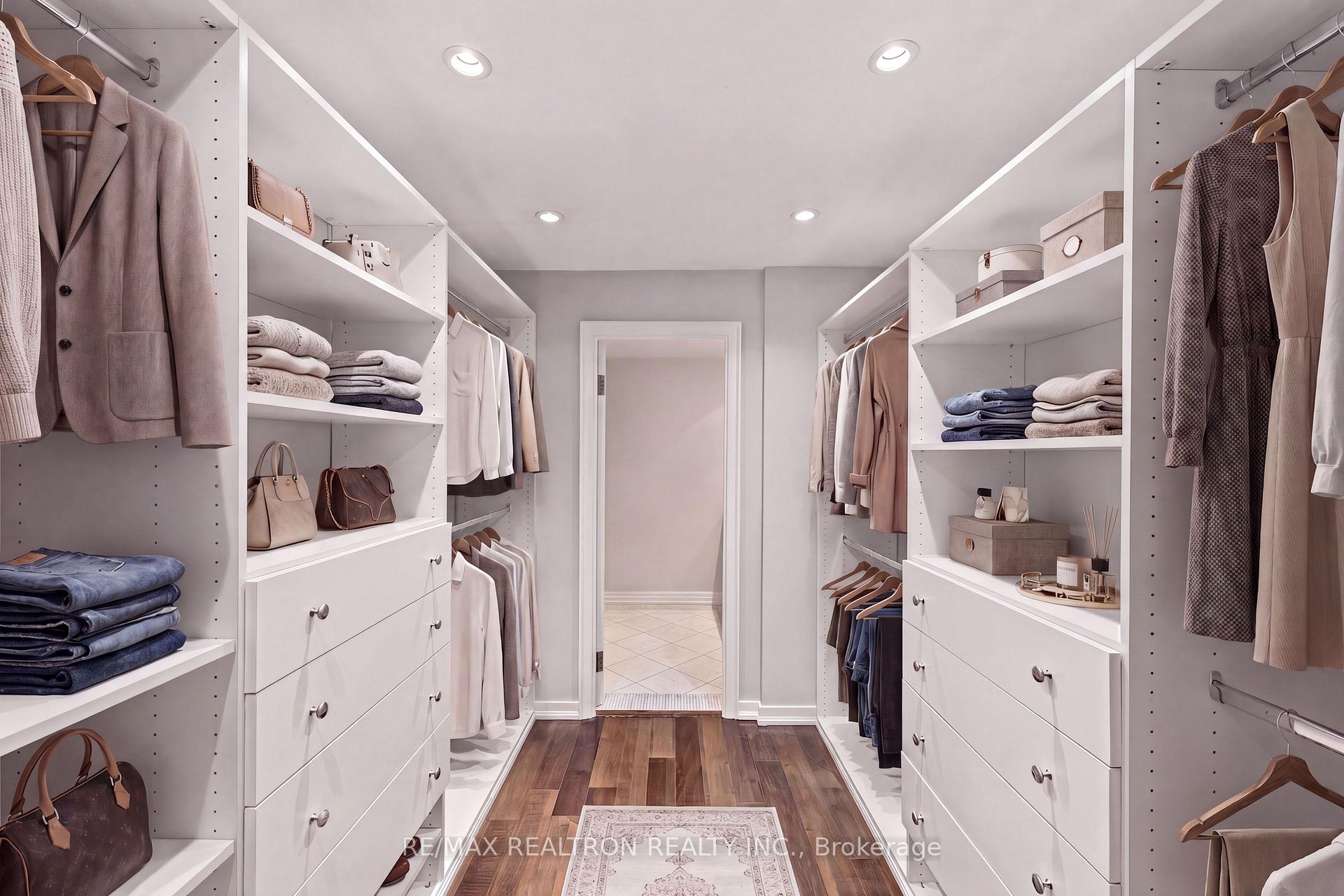 55A Avenue Road 412, Toronto Unit: 412