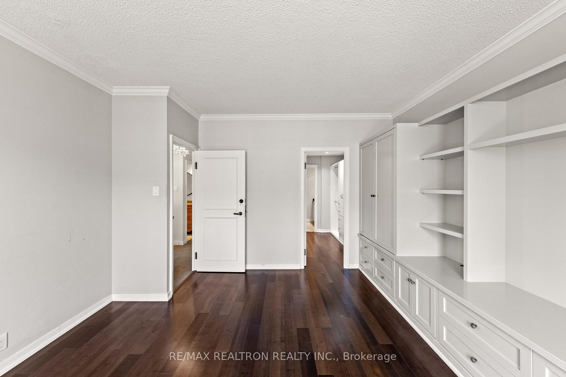 55A Avenue Road 412, Toronto Unit: 412