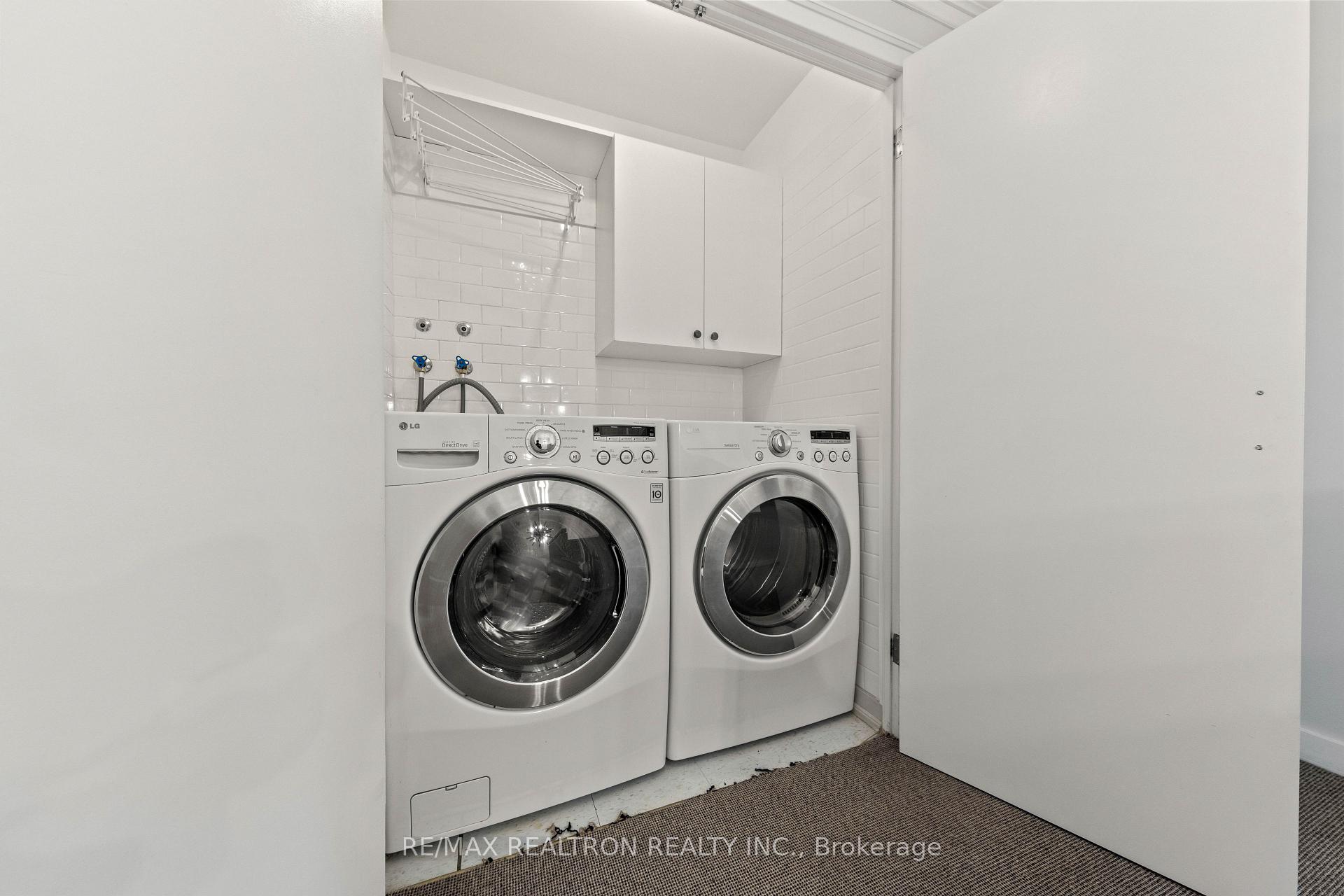 55A Avenue Road 412, Toronto Unit: 412
