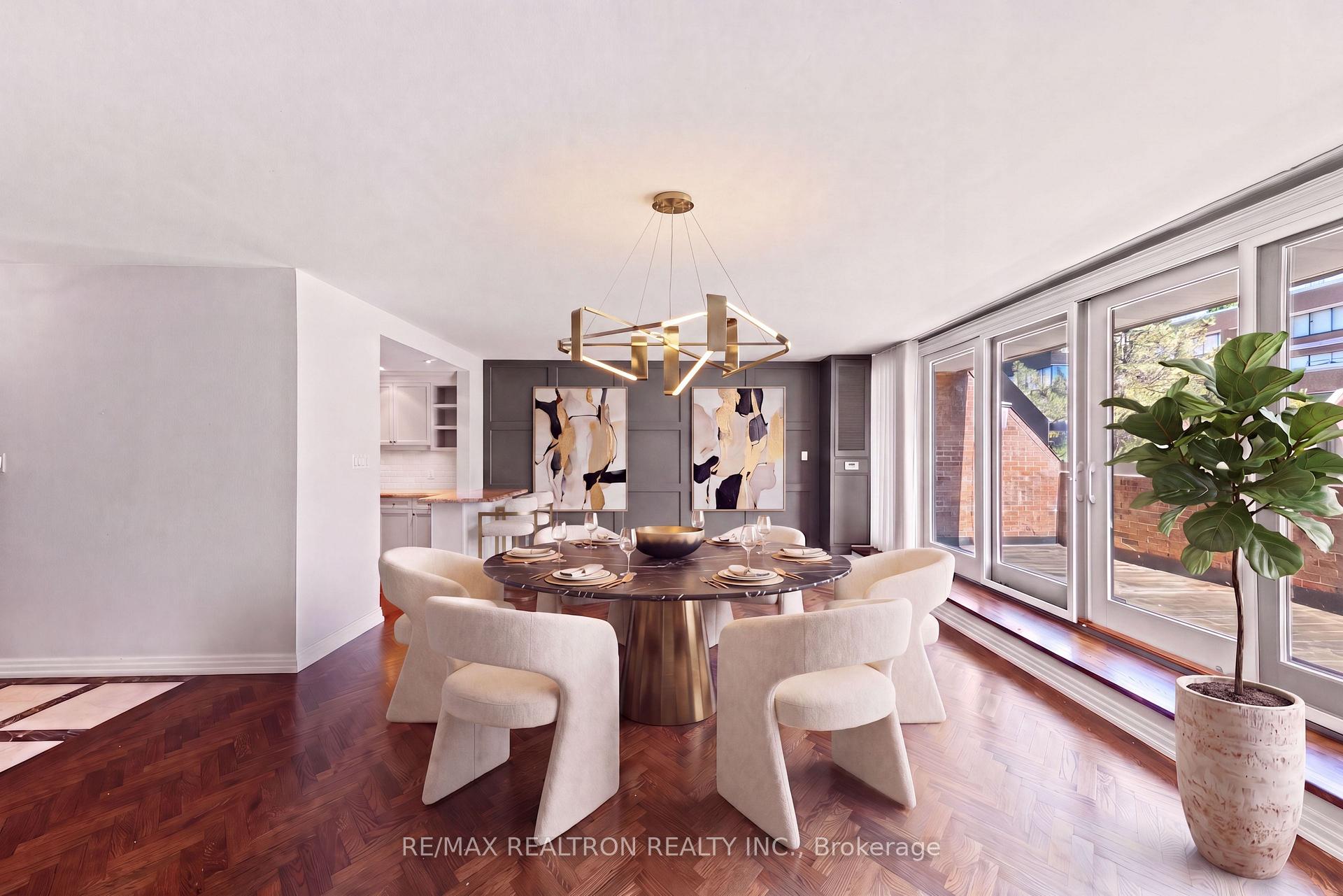 55A Avenue Road 412, Toronto Unit: 412