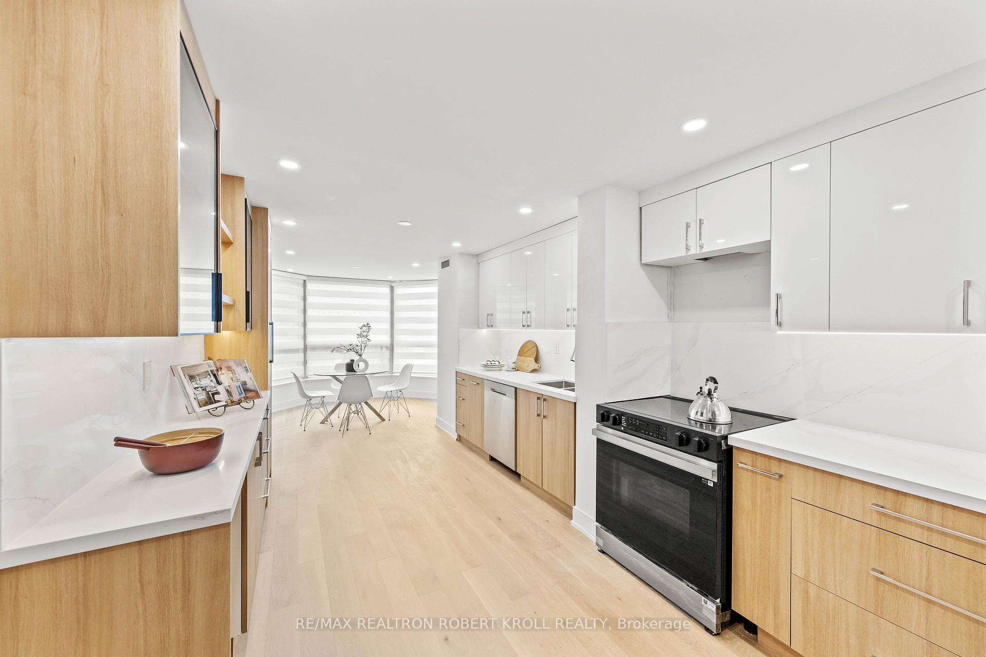 7300 Yonge Street 210