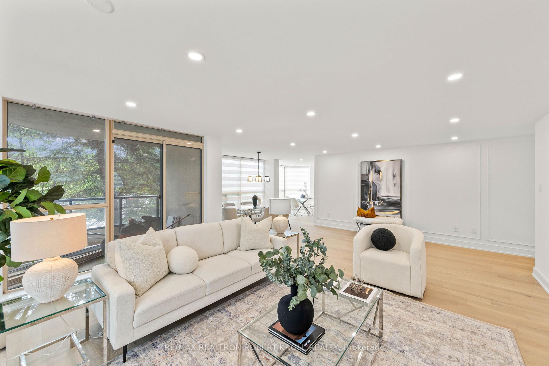 7300 Yonge Street 210