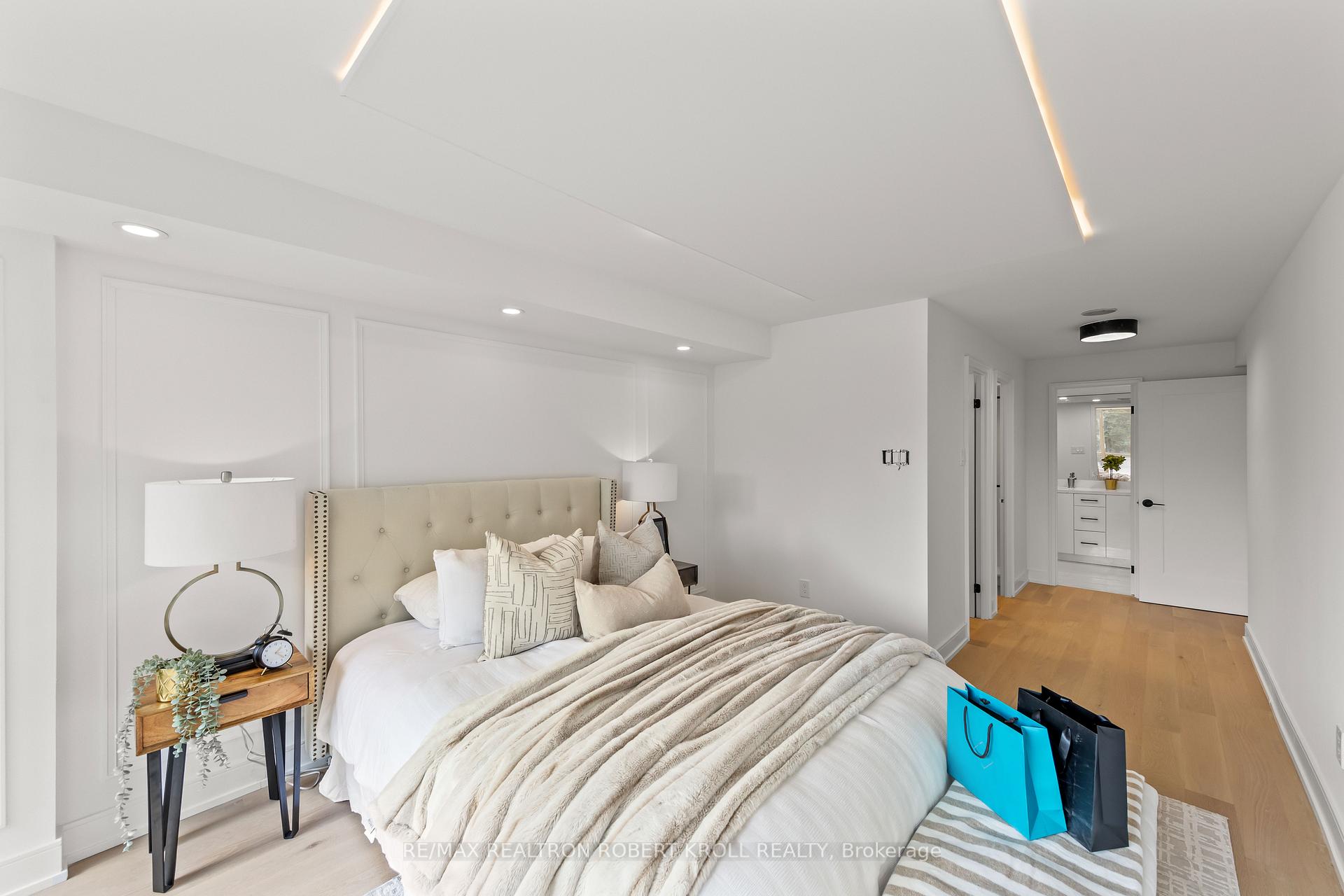 7300 Yonge Street 210