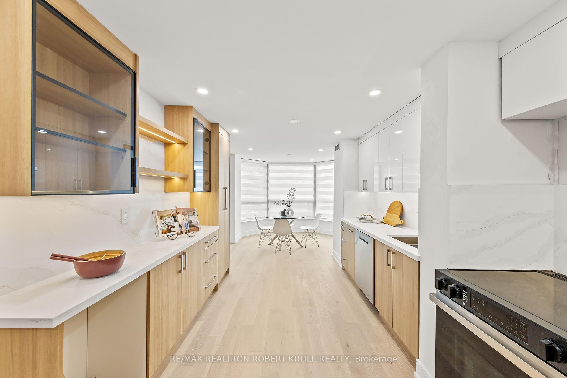 7300 Yonge Street 210