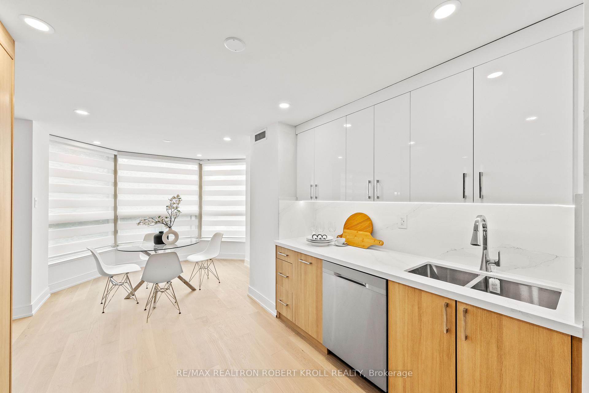 7300 Yonge Street 210