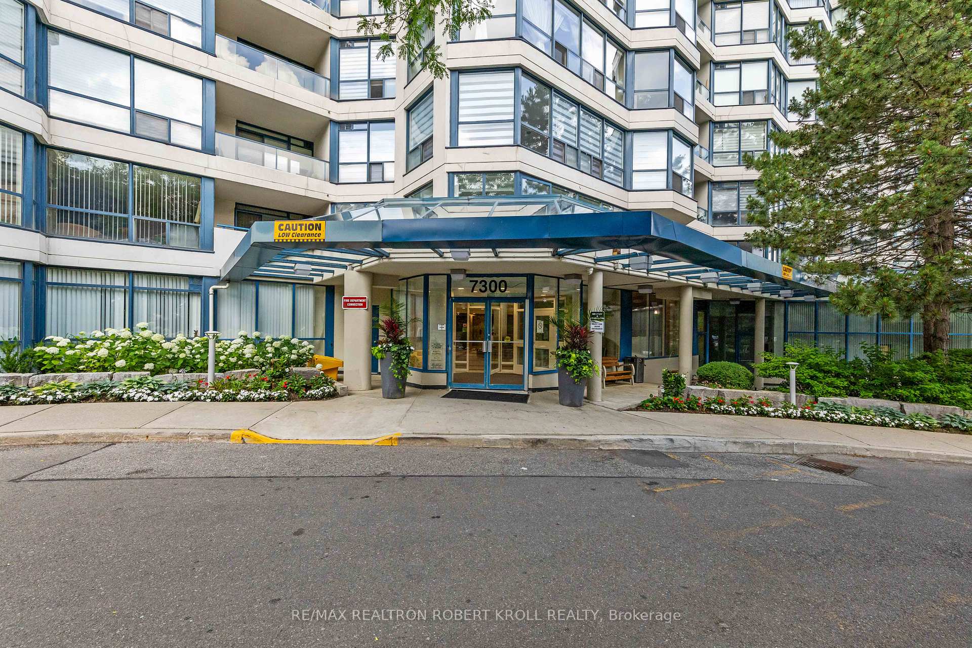 7300 Yonge Street 210