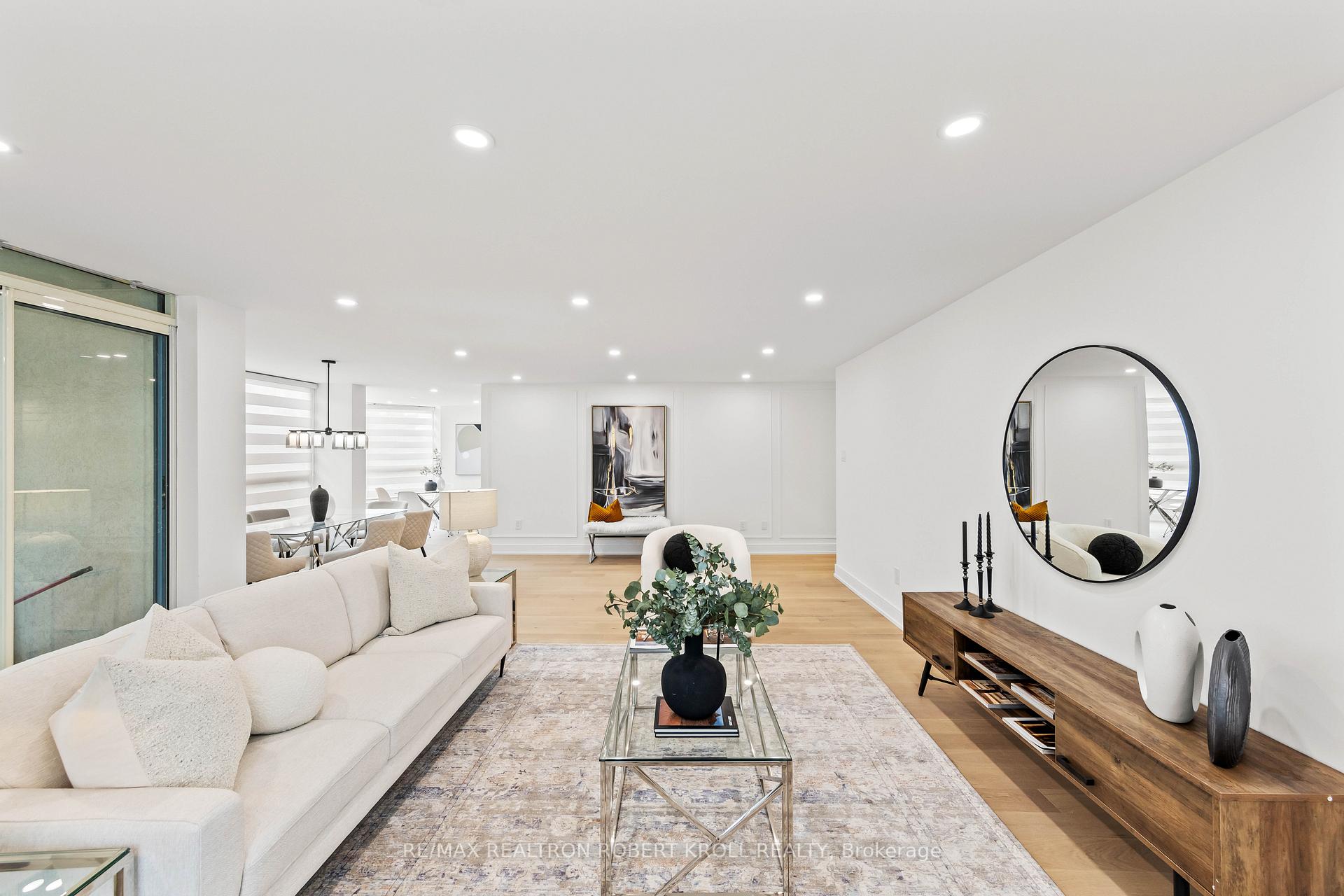 7300 Yonge Street 210