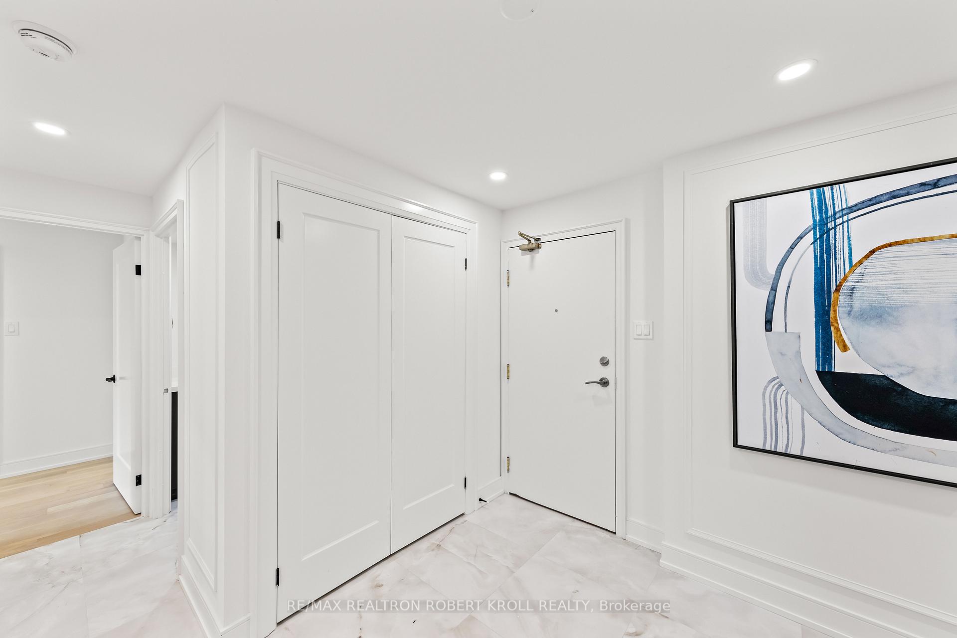 7300 Yonge Street 210