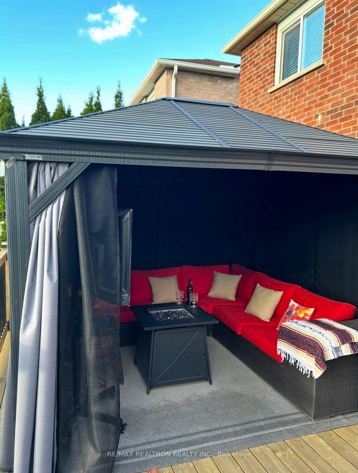 271 Rose Green Drive